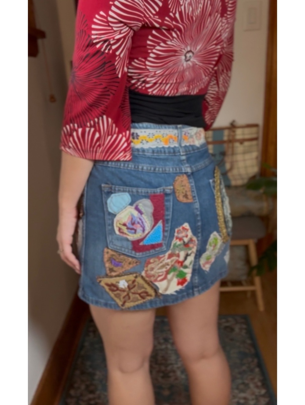Denim Mini Skirt with Floral Patchwork and embroidery size M-L - Picture 9 of 9